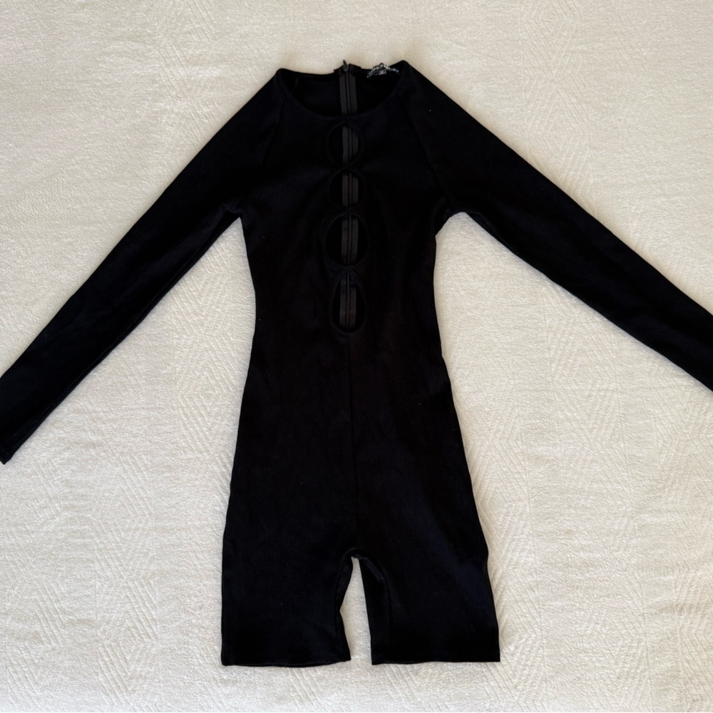Fashion Nova Black Ribbed Bodysuit